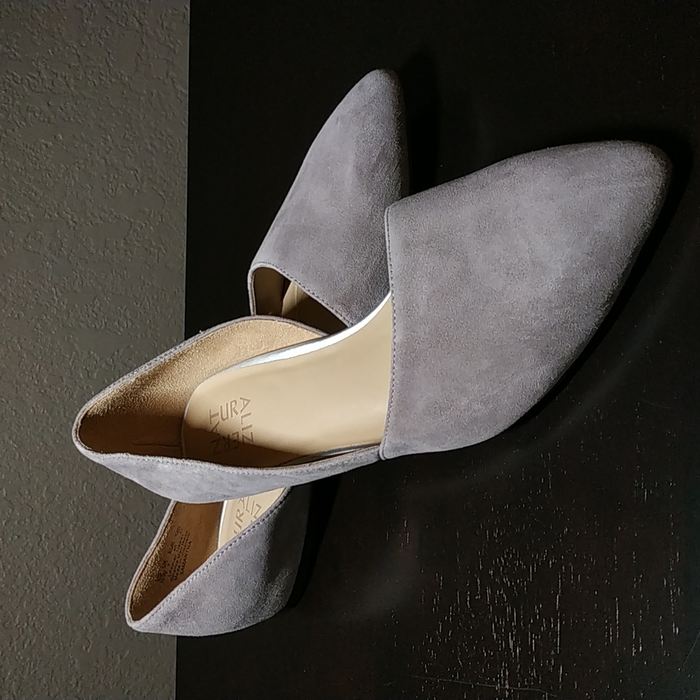 Naturalizer Flats Suede Size 10W